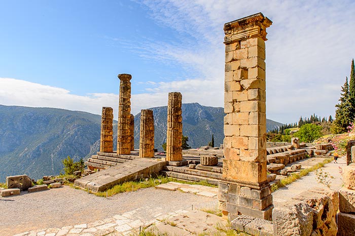 apollo temple delphi